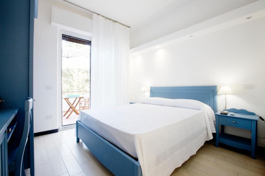 Bed and Breakfast Via Sant'Anna Levanto Esterno foto